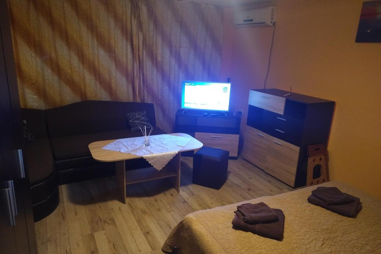 Apartament Edelvais Варна Екстер'єр фото