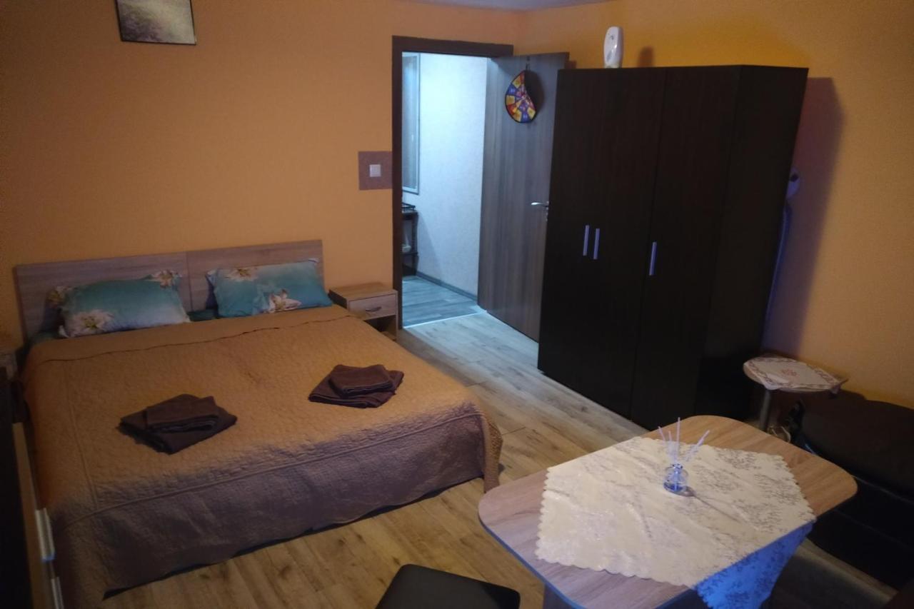 Apartament Edelvais Варна Екстер'єр фото